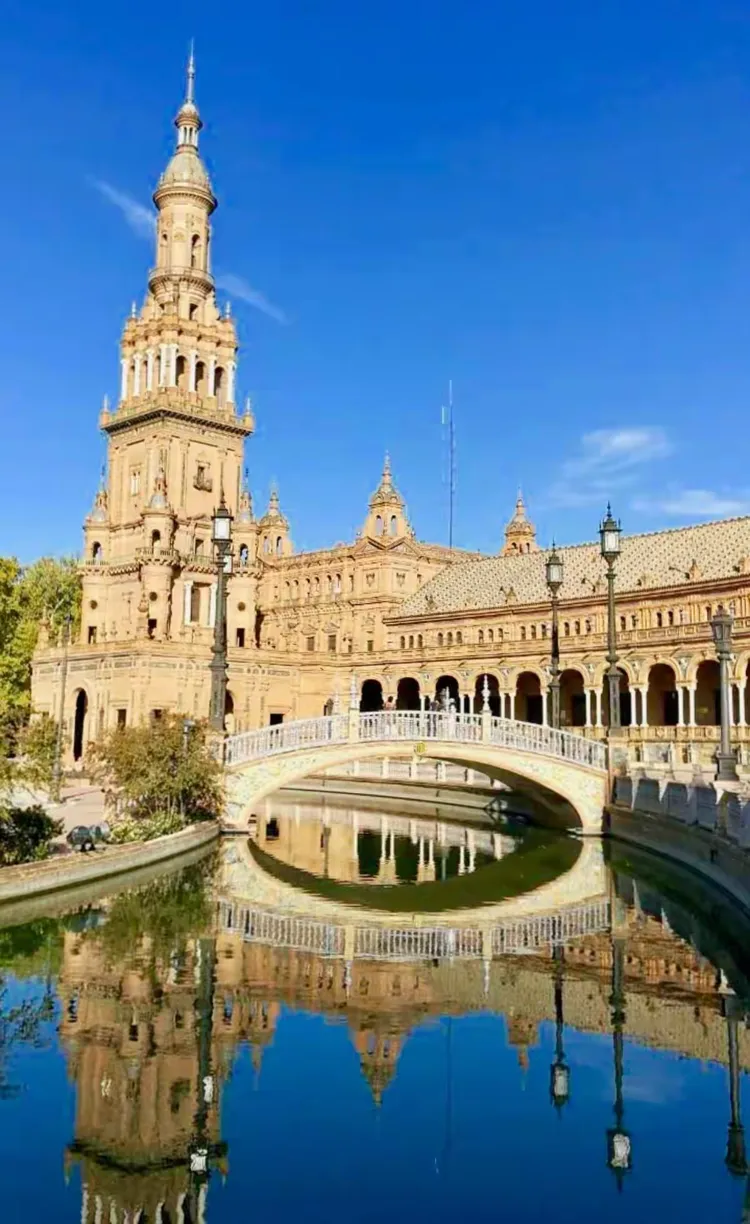 江南平台 -塞维利亚转会到巴萨