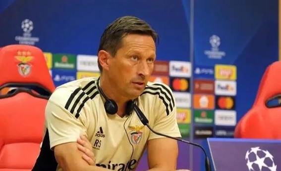 江南官网入口 -关于今晨本菲卡调整名单以备中超，队长鼓劲环节打磨，态度坚定，年轻球员得到机会的信息