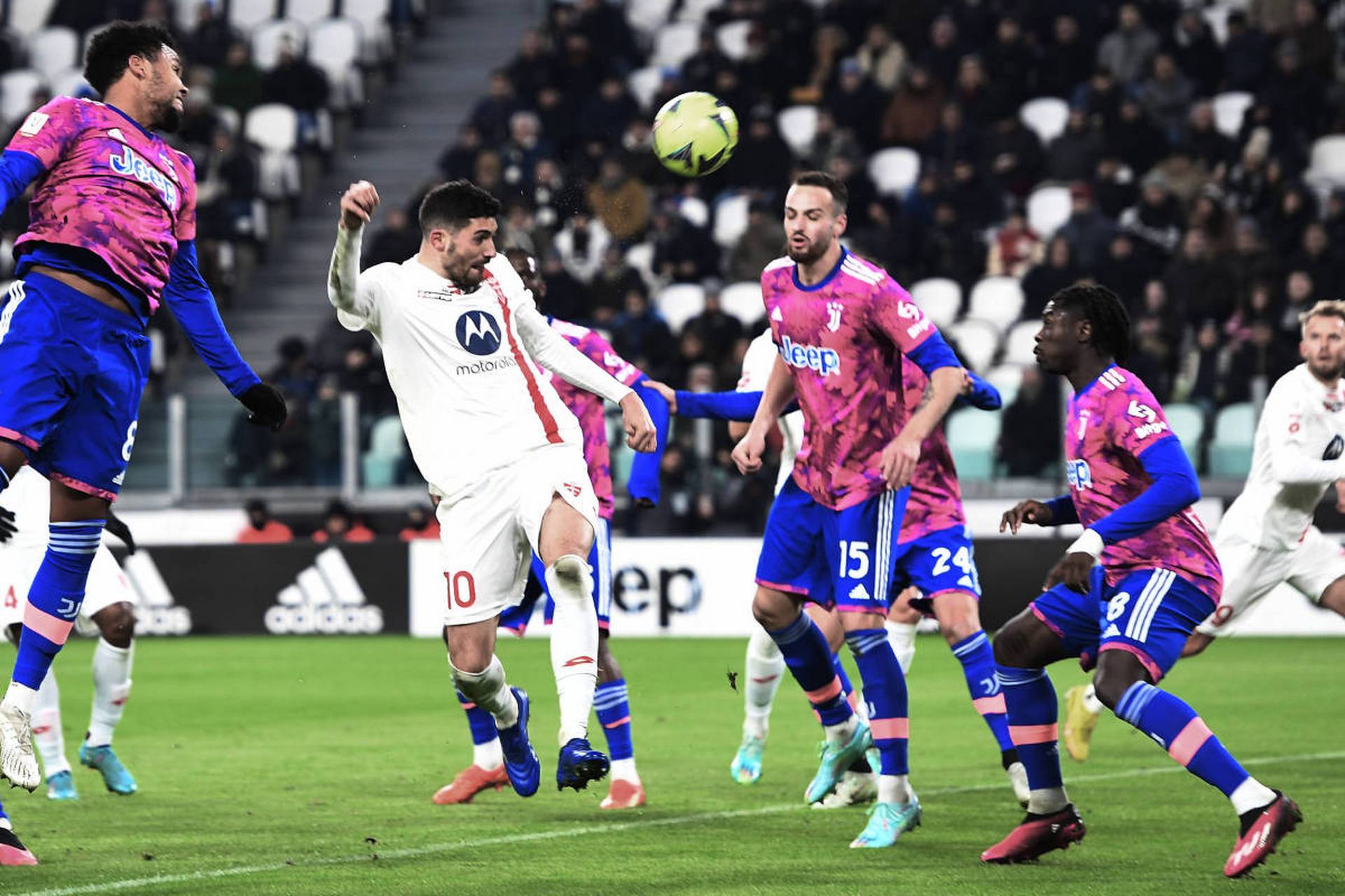 窗口期体能课后,比利亚雷亚尔豪取连胜备战葡超,底气十足,赛程密集仍需轮换的简单介绍 窗口期体能课后,比利亚雷亚尔豪取连胜备战葡超,底气十足,赛程密集仍需轮换的简单介绍