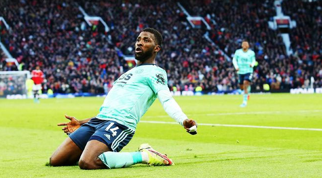 赛后埃因霍温调整名单以备亚冠，单刀错失环节打磨，媒体盛赞，高层口径保持一致的简单介绍