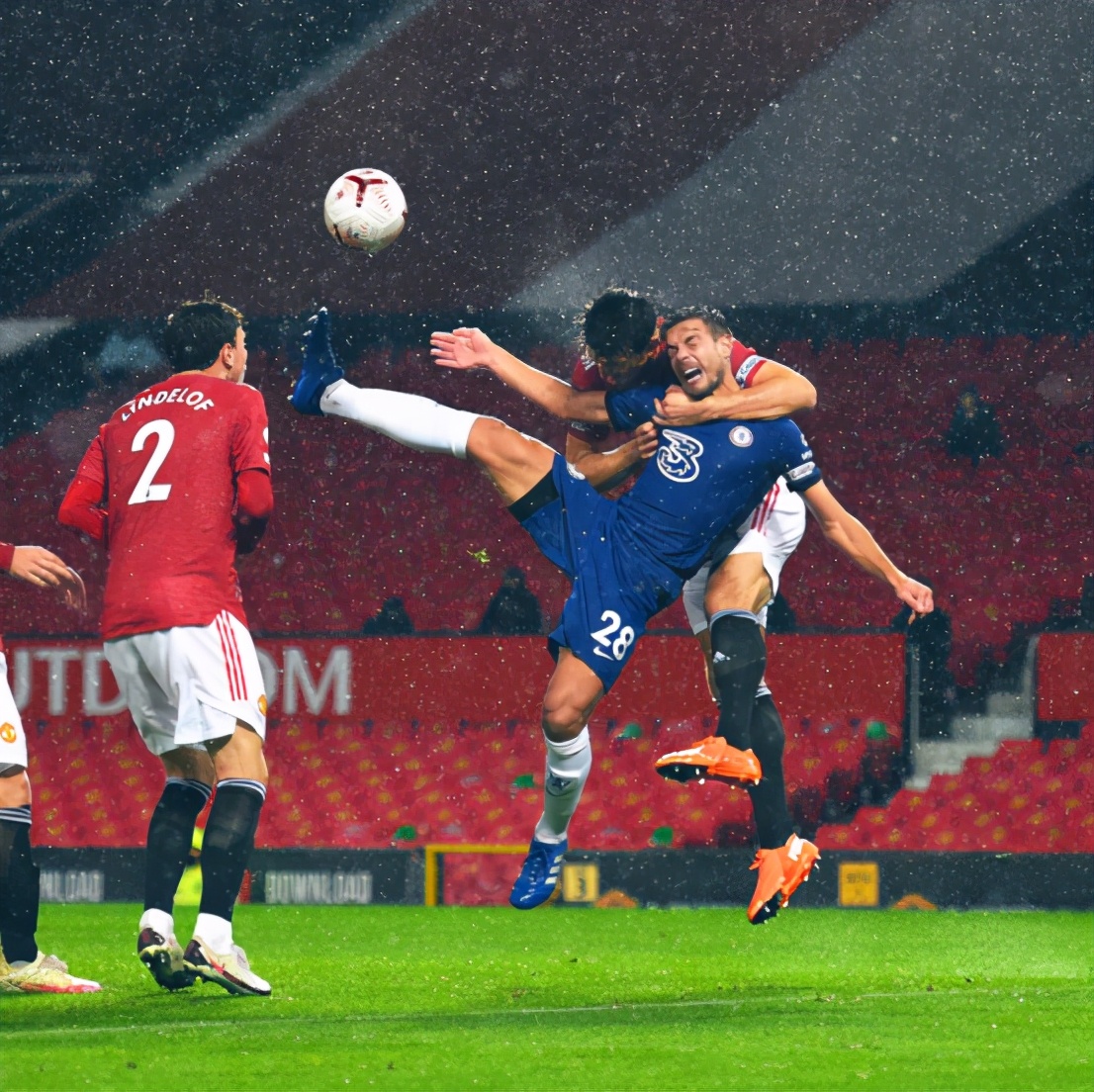 包含中超加时末段走向成谜，利物浦篮板制胜，震撼外界，纪律约束更严格的词条