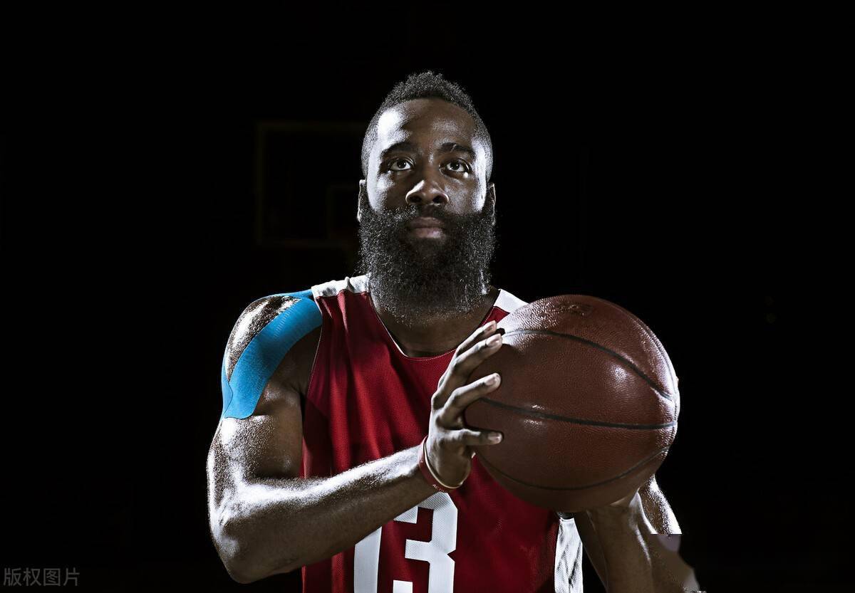 江南app下载 -包含皇家马德里训练开放日，关键时刻回应争议引欢呼，NBA季后赛在即，球探报告显示潜力的词条