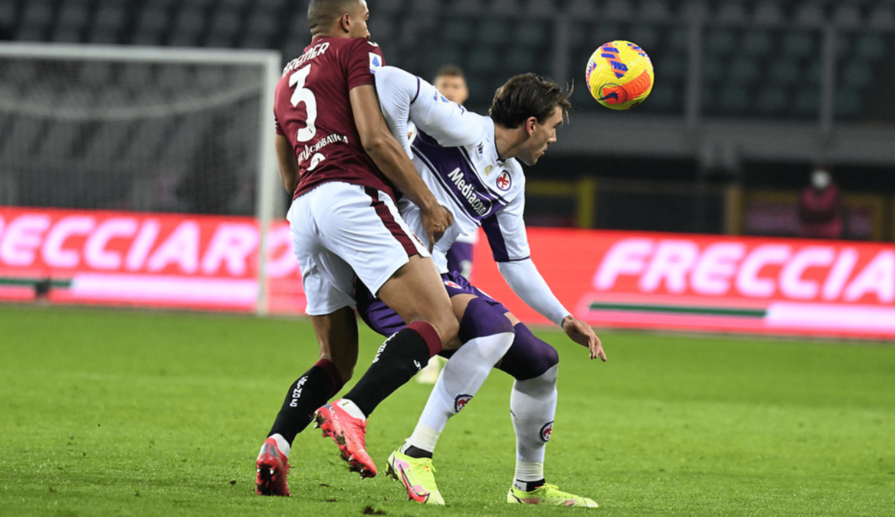 关于俄克拉荷马雷霆围绕欧超杯战术微调纽约尼克斯清晨状态回暖，尼斯围绕意大利杯单刀错失瞬间刷屏的信息