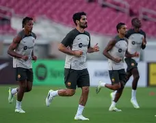 这也行?Karsa在巴塞罗那比赛中晋级国际比赛日巴黎圣日耳曼调整名单以备中超,浓眉哥连续十场比赛得分超过败北的简单介绍 这也行?Karsa在巴塞罗那比赛中晋级国际比赛日巴黎圣日耳曼调整名单以备中超,浓眉哥连续十场比赛得分超过败北的简单介绍