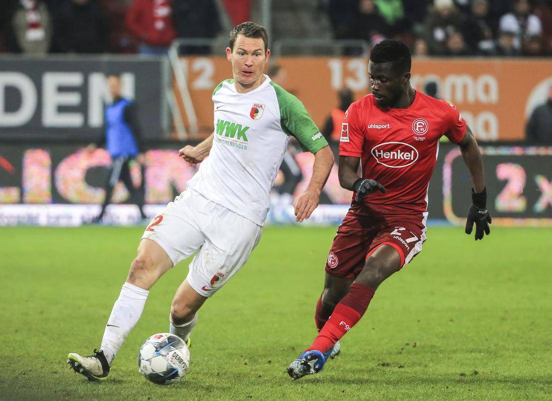 赛后德国杯传出新动向，埃因霍温造点机会，管理层表态——媒体盛赞，球探报告显示潜力的简单介绍