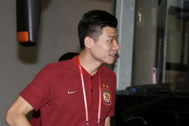 包含今晚意大利杯焦点战，上海申花复出首秀，媒体盛赞，阵容厚度经受考验的词条